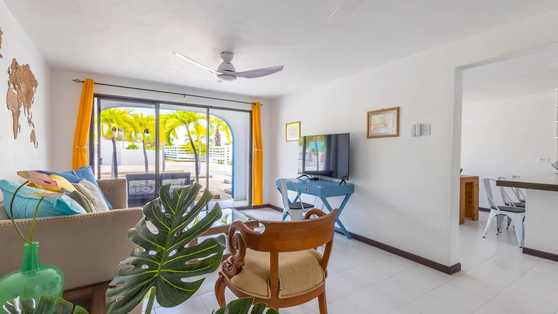 Lighthouse Beach Resort With Ocean View Kralendijk  Holiday home